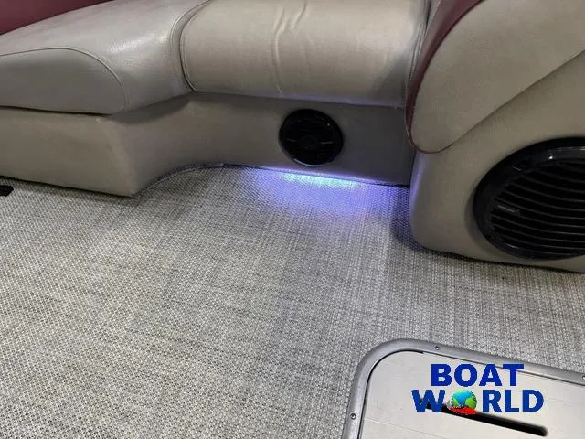 Slide: The Image of Premier Alante 240 DL 2019 - 67