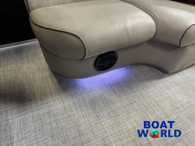 Slide: The Image of Premier Alante 240 DL 2019 - 68