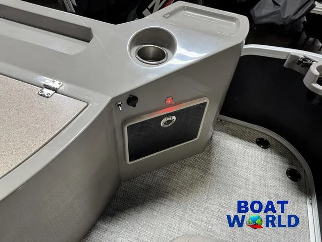 Slide: The Image of Premier Alante 240 DL 2019 - 71