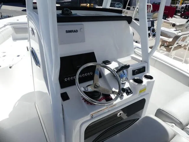 Slide: The Image of Sea Pro 239 2019 - 13