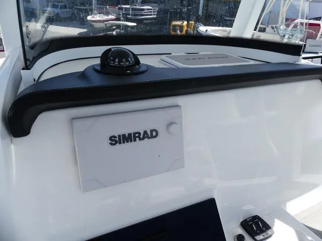 Slide: The Image of Sea Pro 239 2019 - 16