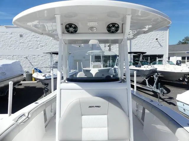 Slide: The Image of Sea Pro 239 2019 - 22