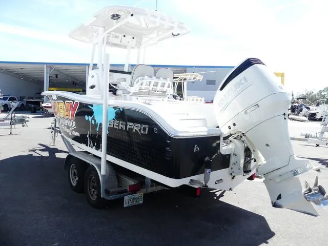 Slide: The Image of Sea Pro 239 2019 - 4