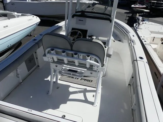 Slide: The Image of Sea Pro 239 2019 - 8