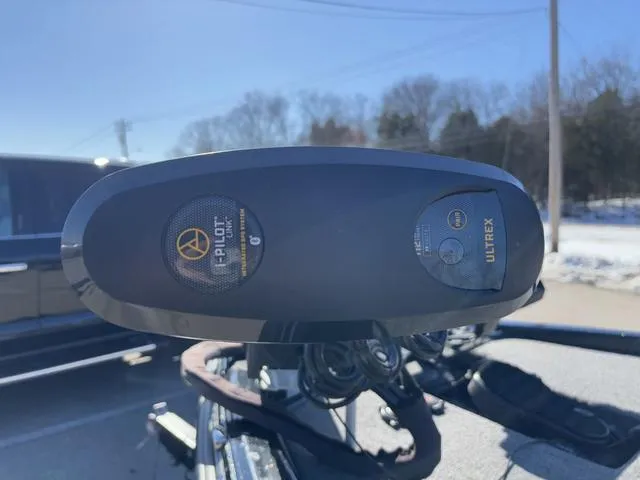 Slide: The Image of Phoenix Bass Boat 920 Elite 2023 - 10