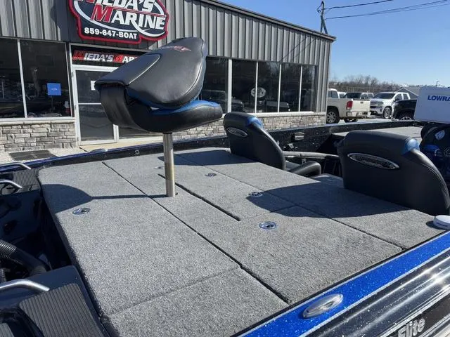 Slide: The Image of Phoenix Bass Boat 920 Elite 2023 - 5