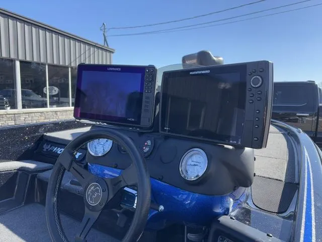 Slide: The Image of Phoenix Bass Boat 920 Elite 2023 - 6