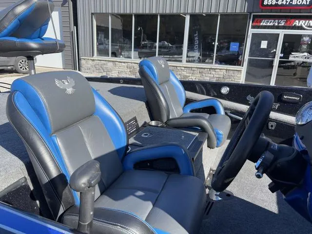 Slide: The Image of Phoenix Bass Boat 920 Elite 2023 - 7