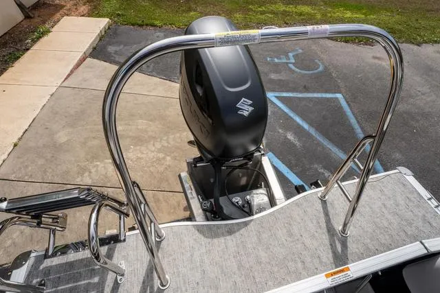 Slide: The Image of South Bay 220RS LE Rear Seating 2.75 2025 - 15
