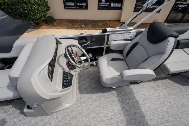 Slide: The Image of South Bay 220RS LE Rear Seating 2.75 2025 - 17