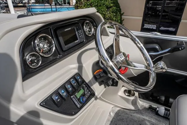 Slide: The Image of South Bay 220RS LE Rear Seating 2.75 2025 - 19
