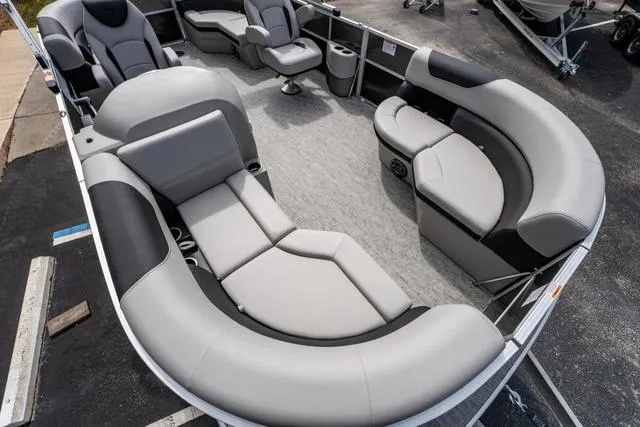 Slide: The Image of South Bay 220RS LE Rear Seating 2.75 2025 - 9