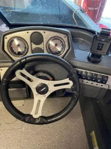 Slide: The Image of Alumacraft COMPETITOR 165 2017 - 4