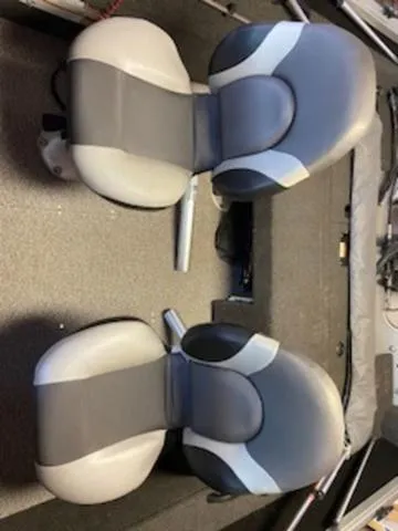 Slide: The Image of Alumacraft COMPETITOR 165 2017 - 6