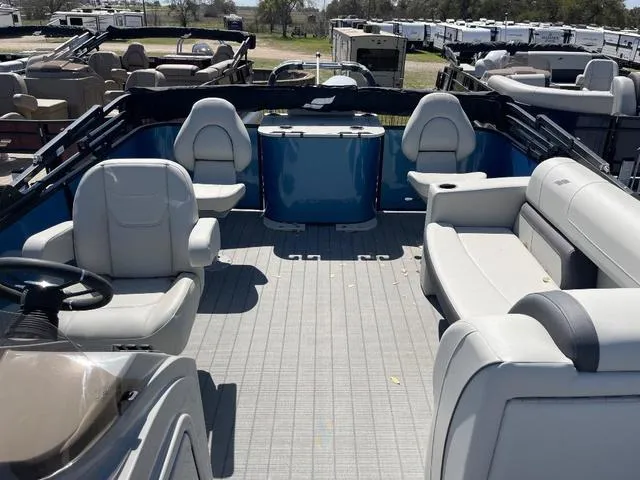 Slide: The Image of Starcraft EXS 1 FD 2025 - 15