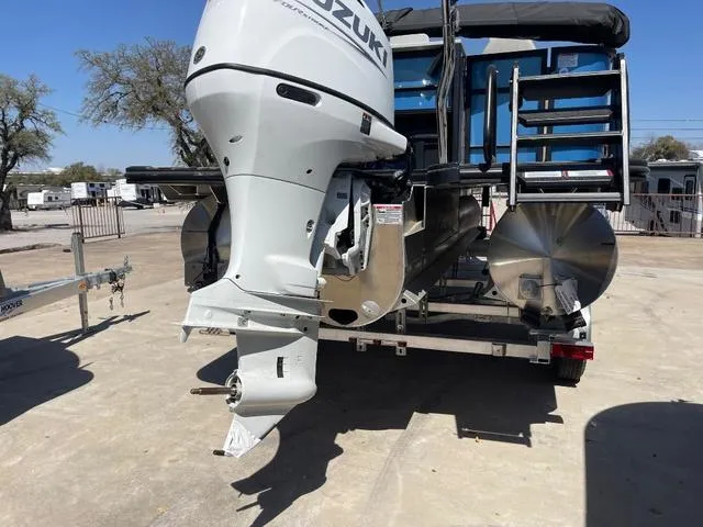 Slide: The Image of Starcraft EXS 1 FD 2025 - 6