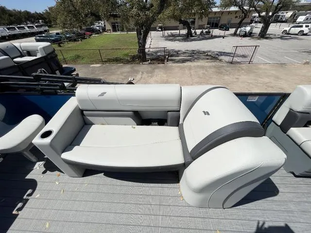 Slide: The Image of Starcraft EXS 1 FD 2025 - 9