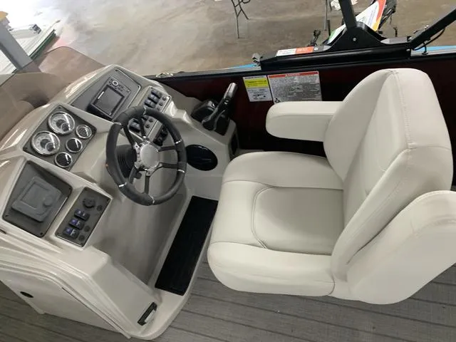 Slide: The Image of Starcraft EXS 1 FD 2025 - 8