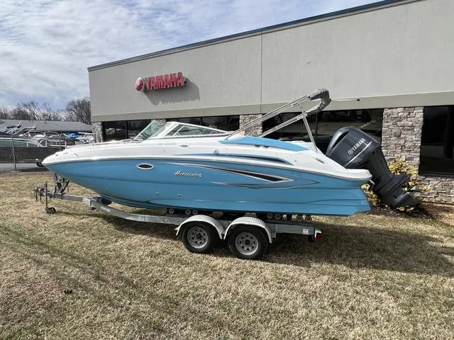 The Image of Hurricane SunDeck 2400 OB 2025 - 1