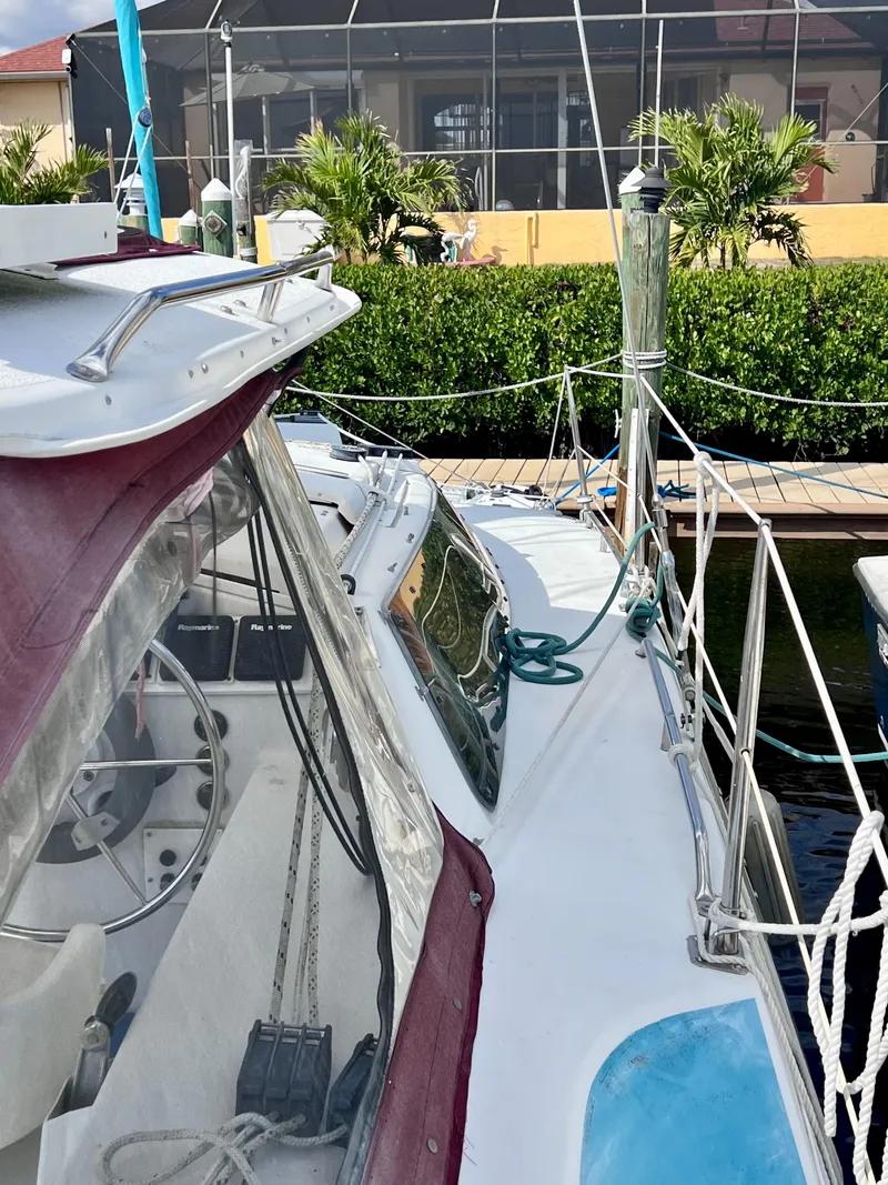 Slide: The Image of PDQ 32 Classic 1994 - 69