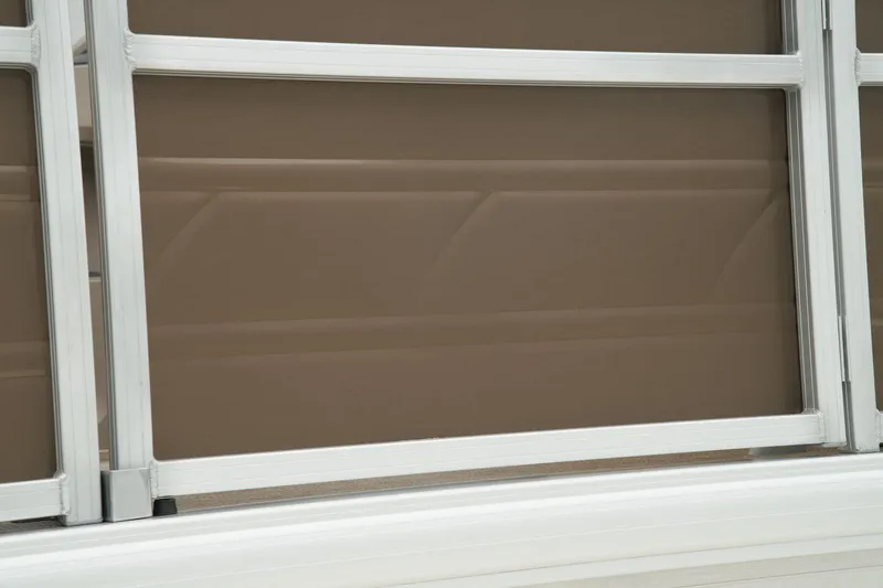 Slide: The Image of Sun Tracker SportFish 22 XP3 2025 - 70