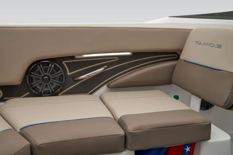 Slide: The Image of Tahoe 210 S 2025 - 41