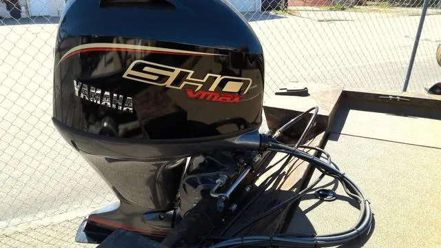 Slide: The Image of Yamaha SHO VMAX outboard motor on 2025 G3 Sportsman 1710 boat. - 7