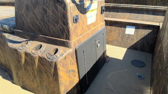 Slide: The Image of G3 Gator Tough 17 CC 2025 - 13