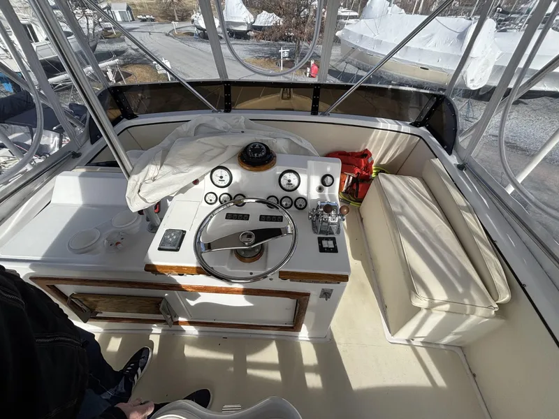 Slide: The Image of Helm of a 1973 Viking boat, model 40, with diesel engines and 950 hours. - 9