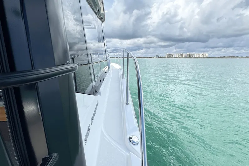Slide: The Image of Boston Whaler 365 Conquest 2026 - 33