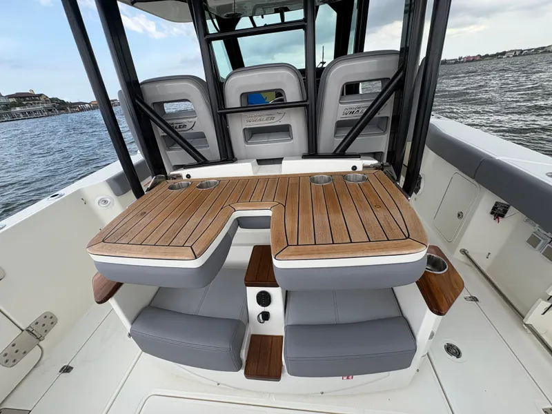 Slide: The Image of Boston Whaler 360 Outrage 2026 - 15