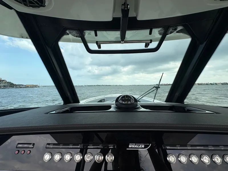 Slide: The Image of Boston Whaler 360 Outrage 2026 - 26