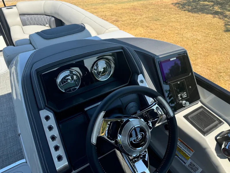 Slide: The Image of 2025 BARLETTA L23UA - Image 12 - 12