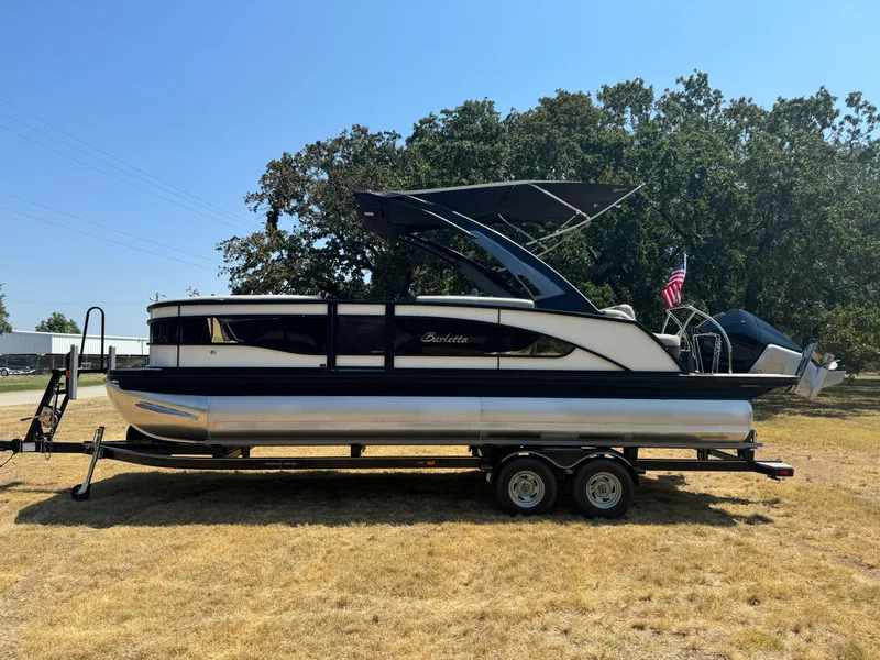 Slide: The Image of 2025 BARLETTA L23UA - Image 2 - 2