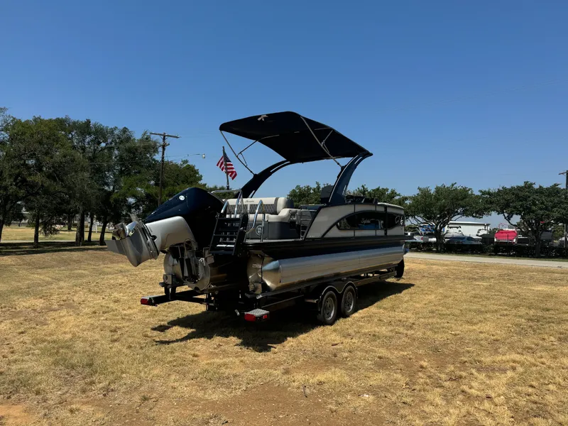 Slide: The Image of 2025 BARLETTA L23UA - Image 5 - 5