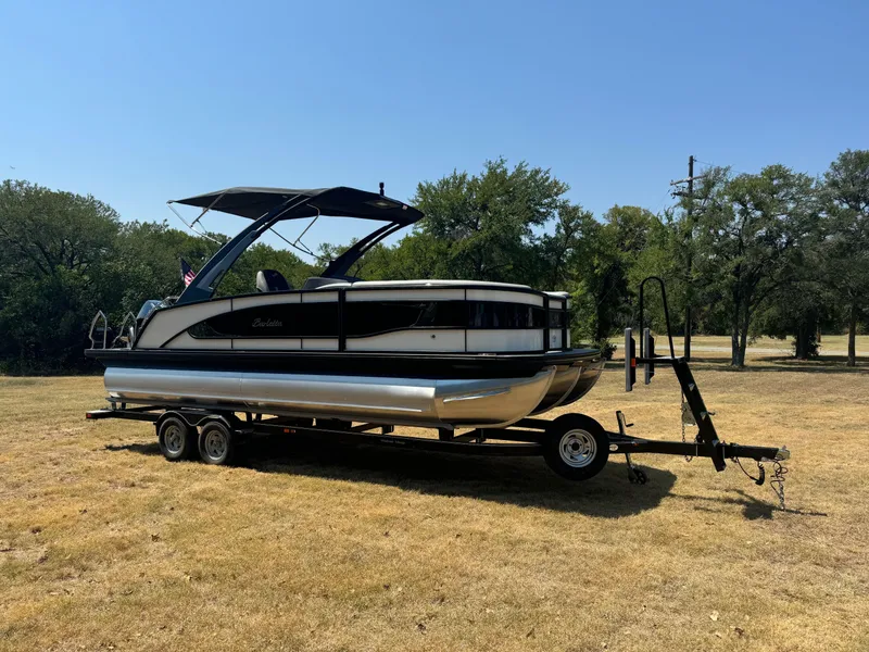 Slide: The Image of 2025 BARLETTA L23UA - Image 7 - 7