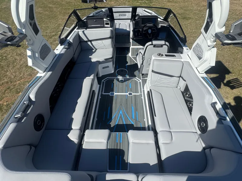 Slide: The Image of 2025 SUPRA SL 450 - Image 13 - 13