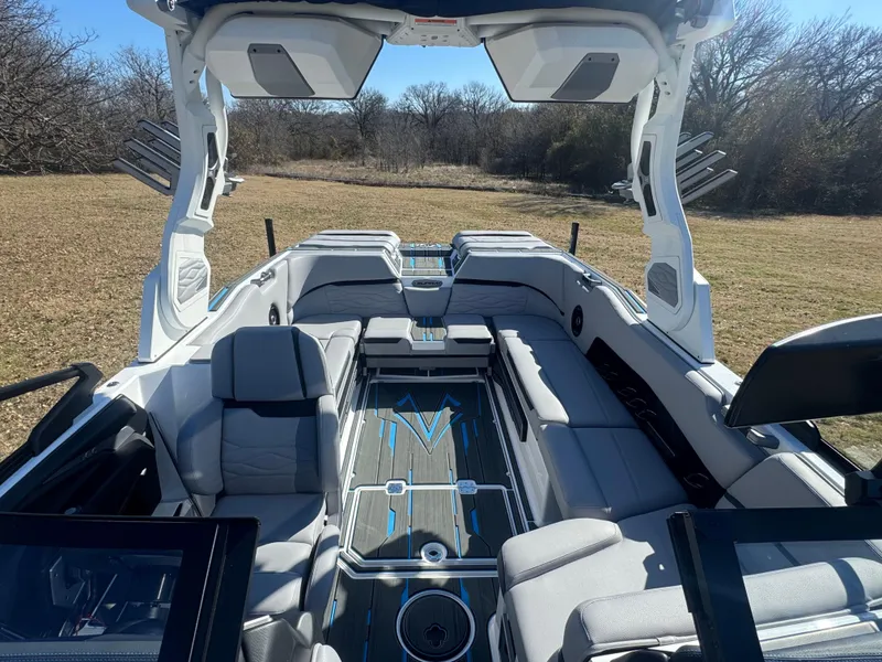 Slide: The Image of 2025 SUPRA SL 450 - Image 27 - 27