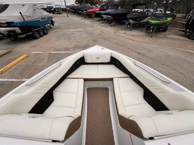 Slide: The Image of 2015 COBALT 210 - Image 11 - 11