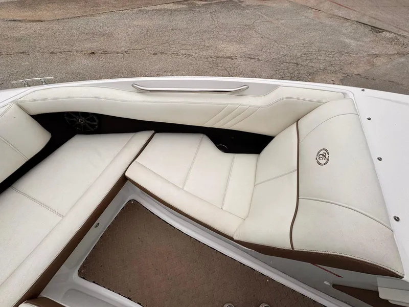 Slide: The Image of 2015 COBALT 210 - Image 14 - 14