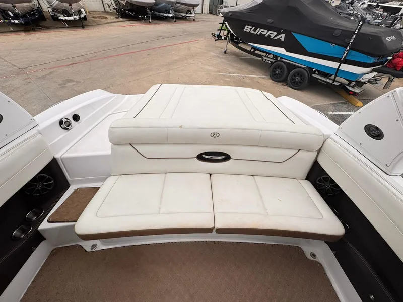 Slide: The Image of 2015 COBALT 210 - Image 15 - 15