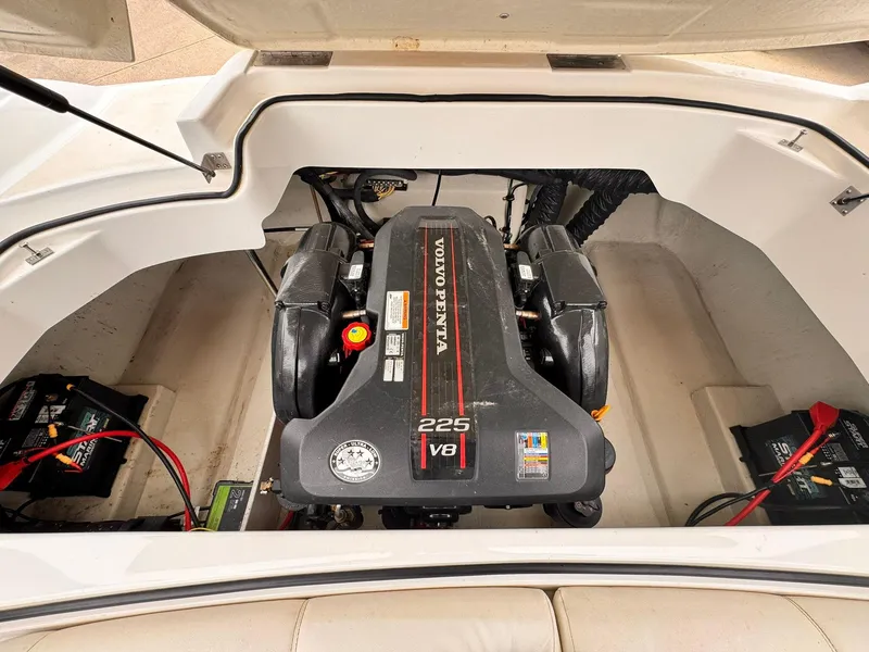 Slide: The Image of 2015 COBALT 210 - Image 20 - 20