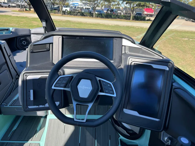 Slide: The Image of 2025 SUPRA SA 450 - Image 19 - 19