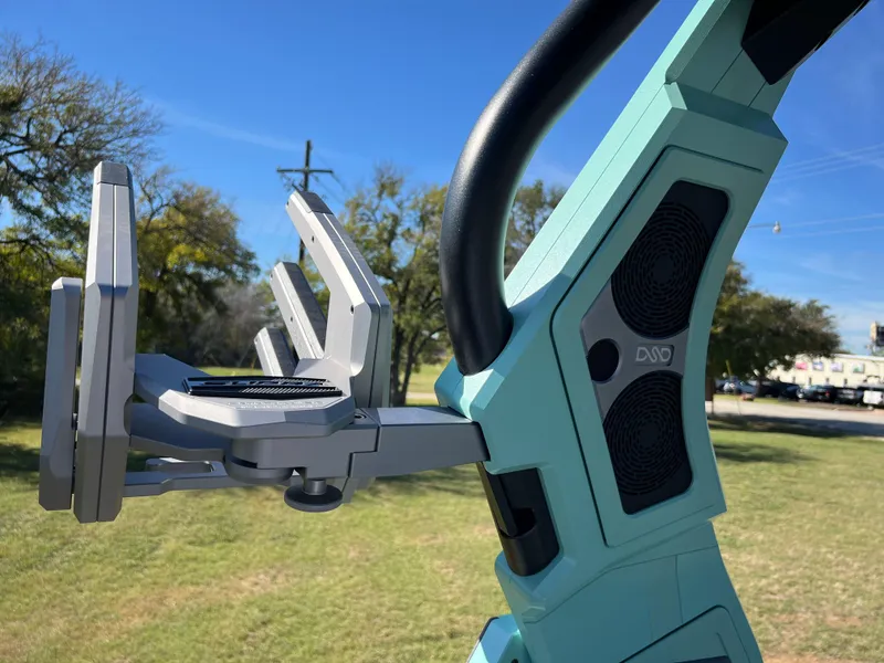 Slide: The Image of 2025 SUPRA SA 450 - Image 27 - 27