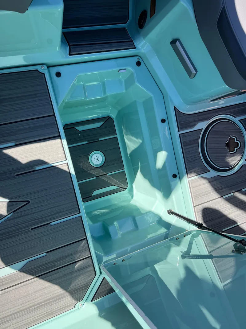 Slide: The Image of 2025 SUPRA SA 450 - Image 29 - 29