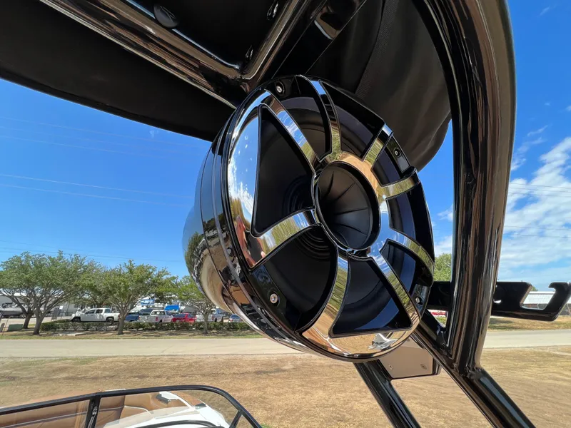 Slide: The Image of 2024 MOOMBA KAIYEN - Image 18 - 18