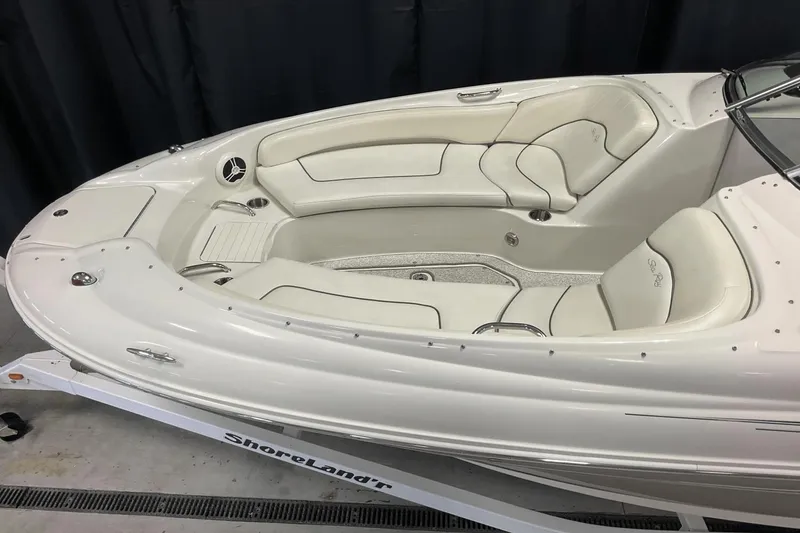 Slide: The Image of Sea Ray 240 Sundeck 2008 - 6