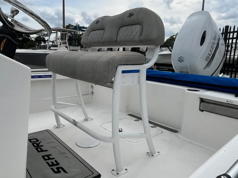 Slide: The Image of Sea Pro 208 Bay 2021 - 6