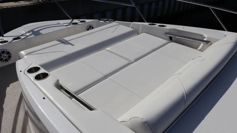 Slide: The Image of Regal 36 XO 2023 - 55