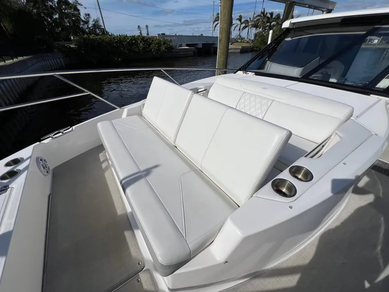 Slide: The Image of Regal 36 XO 2023 - 56